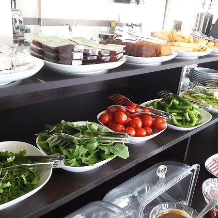 Hotel apartamentowy Yeni Bademli İmroz