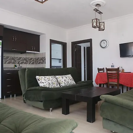 Yeni Bademli Hotel apartamentowy 4*